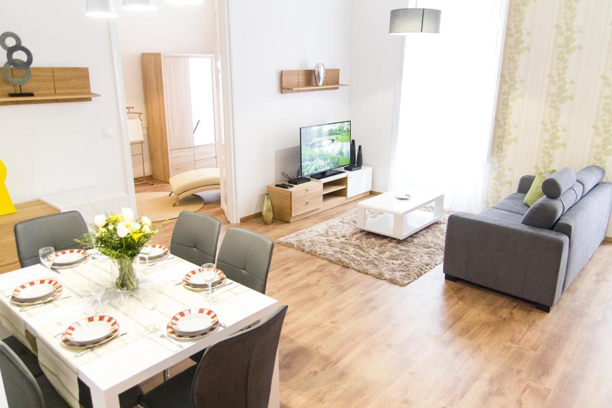 Luxury 2Br Apt By The Synagogue, Budapest